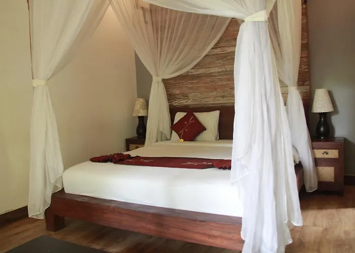 Hotel Arimba At Bisma 3*