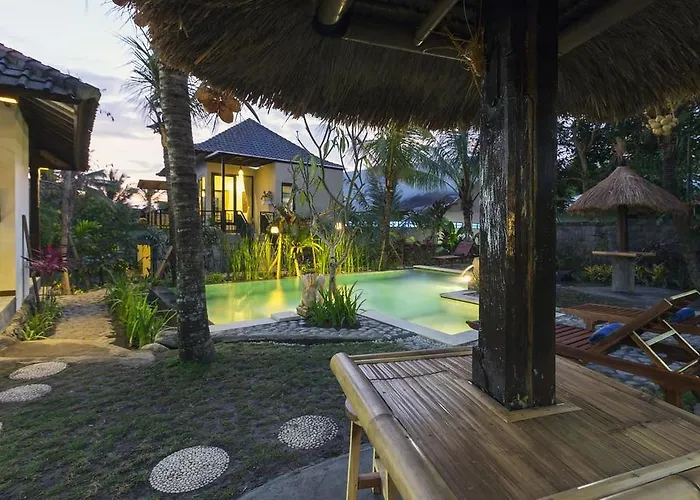 Hotel Arimba At Bisma 3*